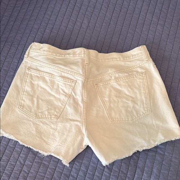 New without tags.  Universal Thread button fly baggy fit. Size 10 - Picture 4 of 5